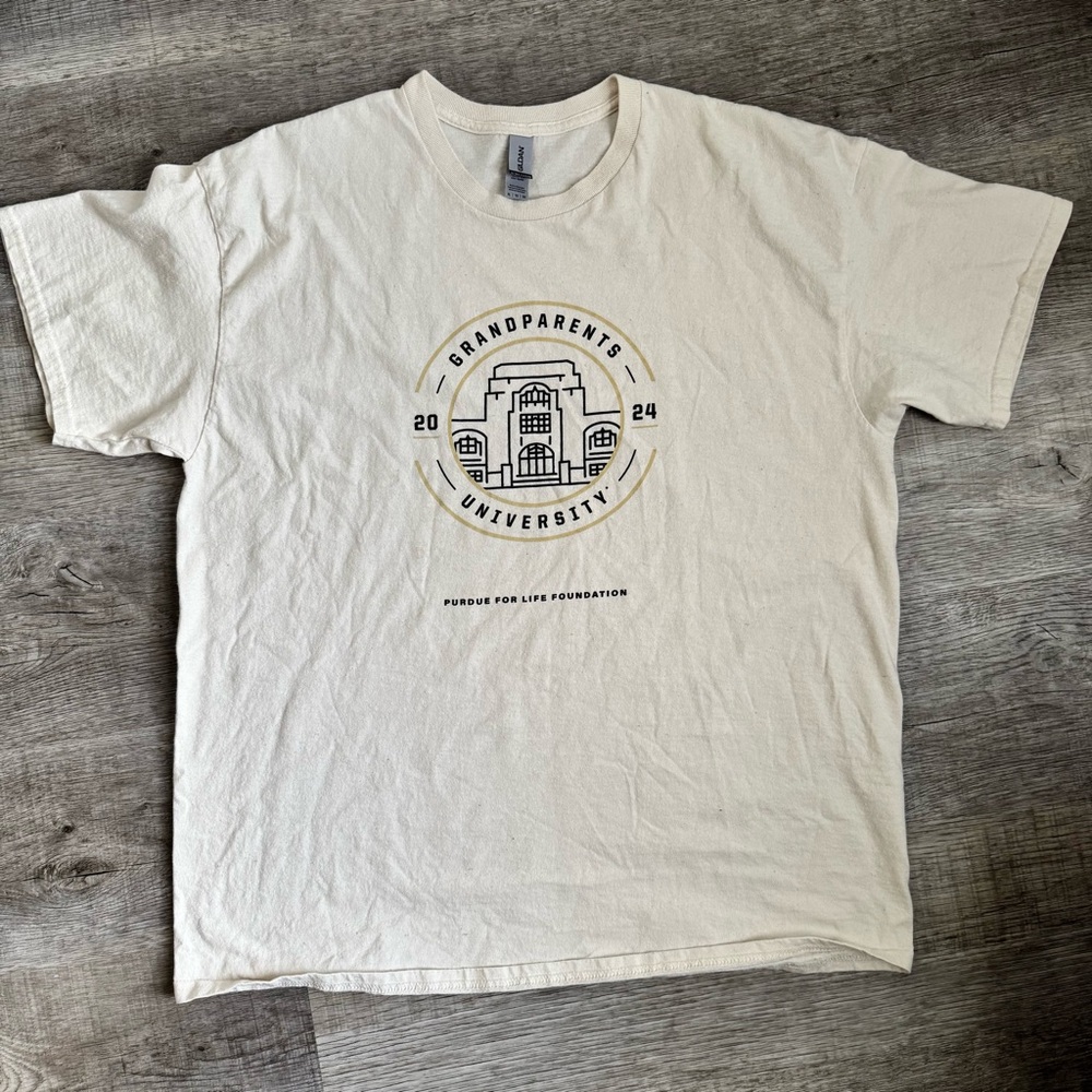 Purdue 2024 Grandparents University t-shirt